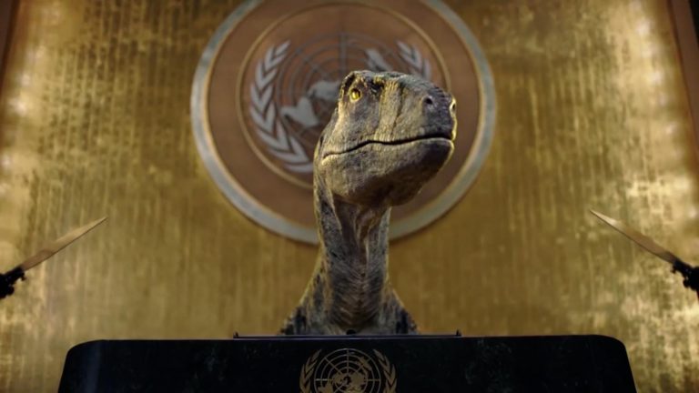 Dinosaurio viaja en el tiempo para presentar su discurso en la ONU